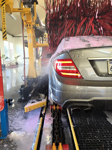 Car Wash «In-N-Out Express Car Wash Inc», reviews and photos, 13310 Sherman Way, North Hollywood, CA 91605, USA