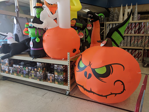 Home Goods Store «At Home», reviews and photos, 301 Noble Creek Dr, Noblesville, IN 46060, USA