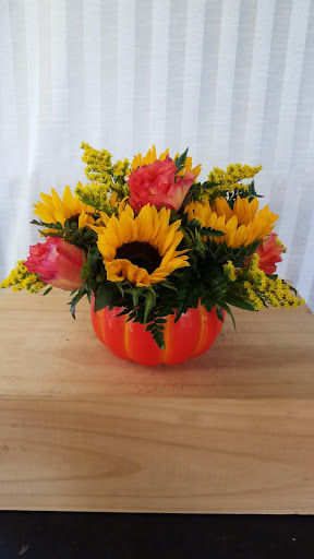 Florist «Encore Florals & Gifts», reviews and photos, 225 Kingston St, Conway, SC 29526, USA