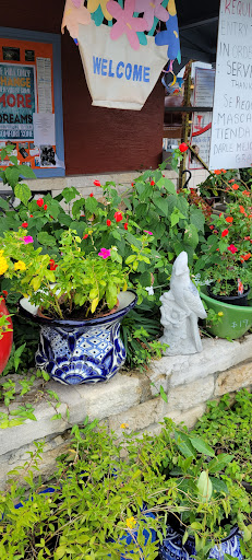 Pet Supply Store «Mini Ranch Feed Store», reviews and photos, 10103 Moursund Blvd, San Antonio, TX 78221, USA