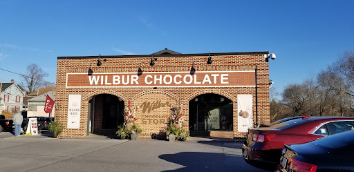 Wilbur Chocolate Retail Store, 45 N Broad St, Lititz, PA 17543, USA, 