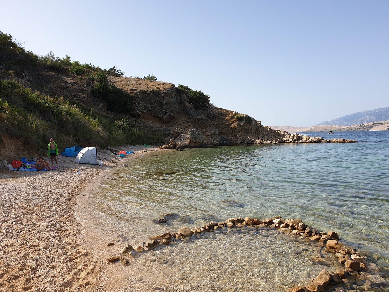 Klara beach'in fotoğrafı çok temiz temizlik seviyesi ile