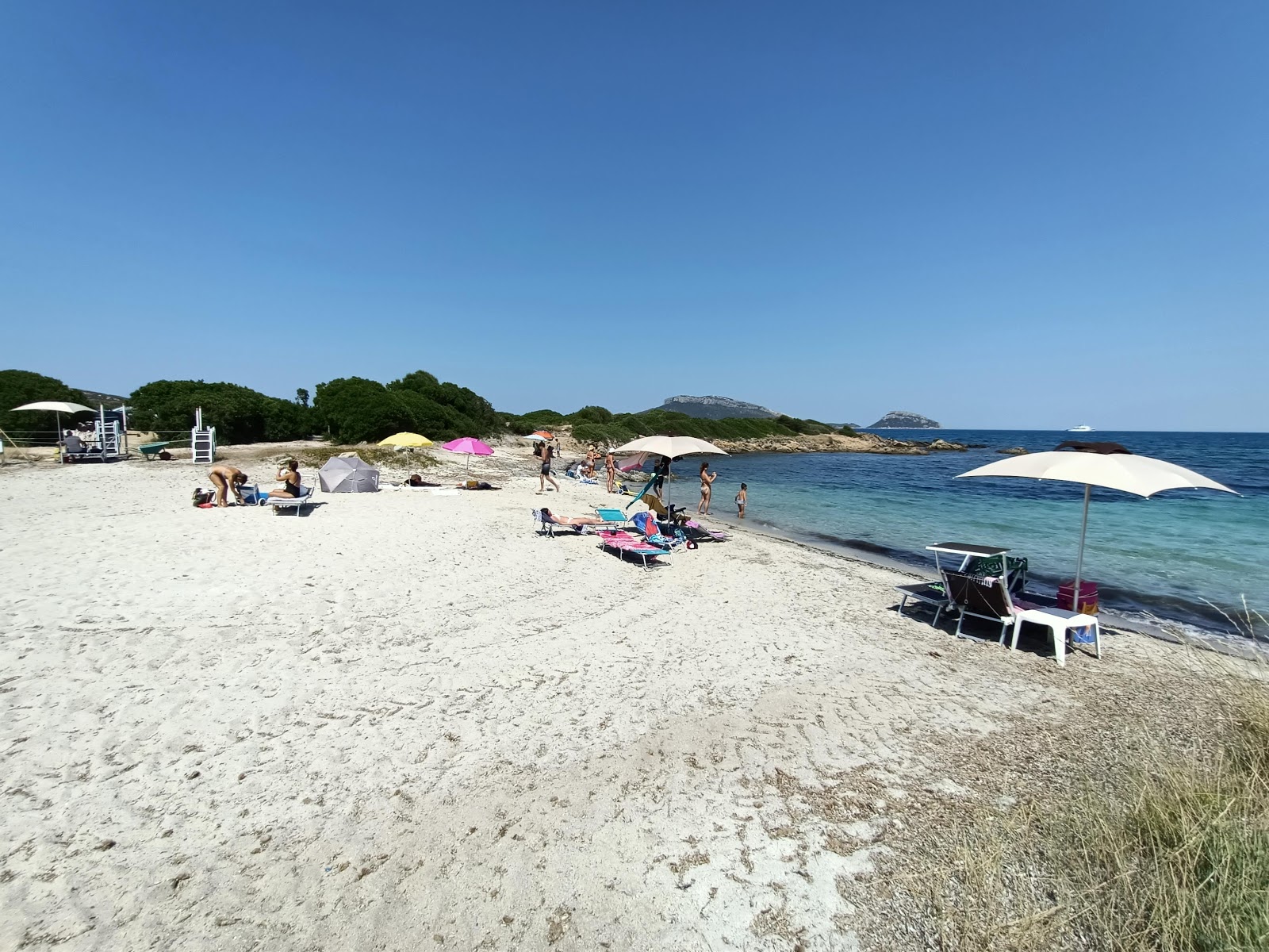 Foto de Spiaggia Terrata com areia brilhante superfície