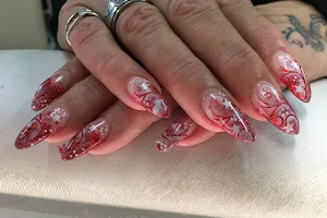 Kim's Nails American Style image