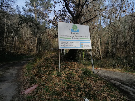 Punto limpio de Belmonte de Miranda en Belmonte de Miranda, Oviedo