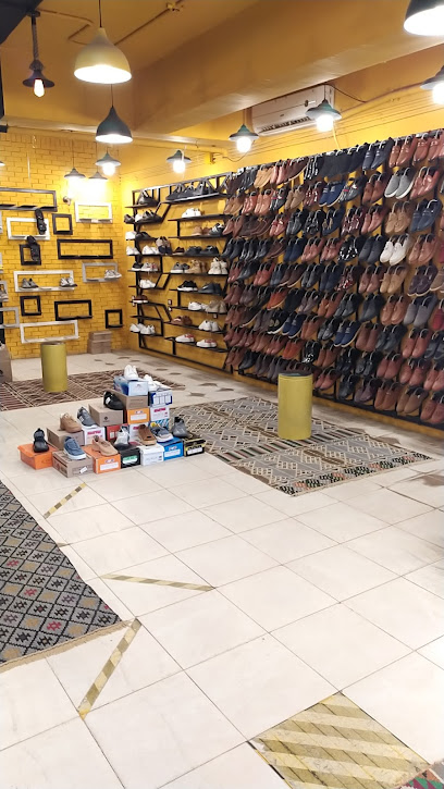 Trunk store