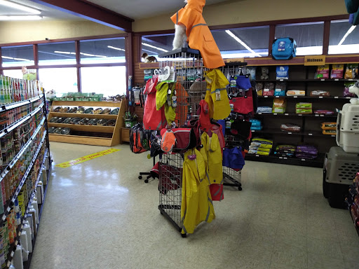 Pet Supply Store «Fluffy & Floyd Pet Supply», reviews and photos, 5211 Capitol Blvd SE, Tumwater, WA 98501, USA