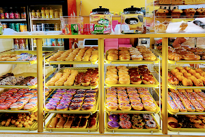 Amigos Donuts image