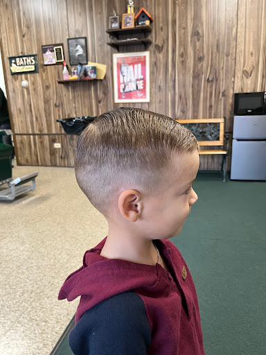 Barber Shop «Plaza Barber Shop», reviews and photos, 700 W Jefferson St, Shorewood, IL 60404, USA