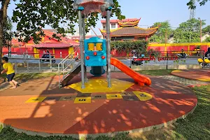 Playground Karang Mumus image