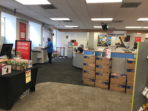 Office Supply Store «Staples», reviews and photos, 1250 H St NW #100, Washington, DC 20005, USA