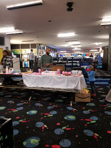 Bowling Alley «Wynnewood Lanes», reviews and photos, 2228 Haverford Rd, Ardmore, PA 19003, USA