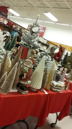 Department Store «T.J. Maxx», reviews and photos, 3219 Rolling Oaks Blvd, Kissimmee, FL 34747, USA