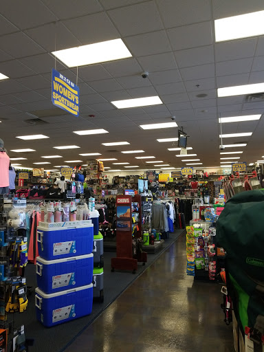 Sporting Goods Store «Big 5 Sporting Goods - Lakewood», reviews and photos, 5700 100th St SW #600, Lakewood, WA 98499, USA