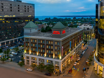 Hampton Inn & Suites Buffalo Downtown