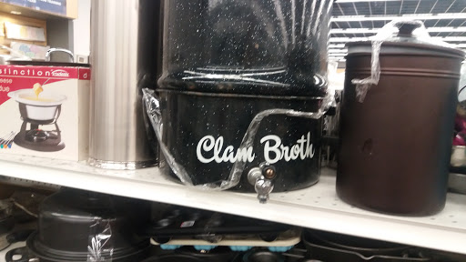 Non-Profit Organization «38th Street Goodwill», reviews and photos, 3121 S 38th St, Tacoma, WA 98409, USA