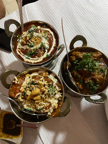 Comentários e avaliações sobre o Taj Indian restaurant