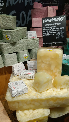 Cosmetics Store «LUSH», reviews and photos, 575 Bellevue Way NE #128, Bellevue, WA 98004, USA