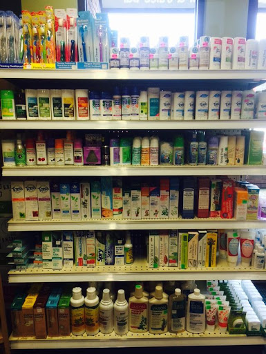 Health Food Store «Health Hutt», reviews and photos, 700 Washington Ave # 170, Grand Haven, MI 49417, USA