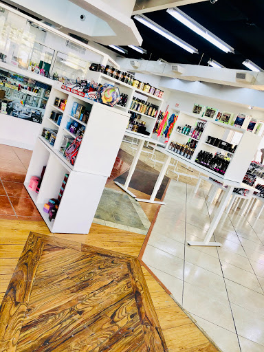 Boutique «Katz Stores - FM 1960», reviews and photos, 16855 North Fwy, Houston, TX 77090, USA