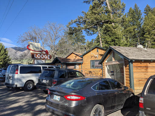 Lodge «Pine Creek Lodge», reviews and photos, 2496 E River Rd, Livingston, MT 59047, USA