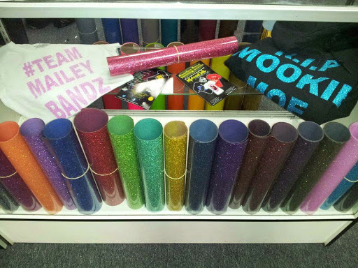 Airbrushing Service «Midwest Ink Airbrushing & Custom T-shirt Screen Print Shop», reviews and photos, 4733 S Ashland Ave, Chicago, IL 60609, USA