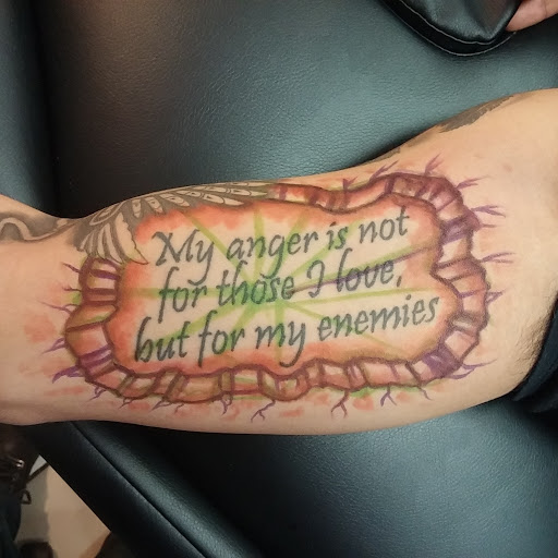 Tattoo Shop «Six1Six Tattoo Studio», reviews and photos, 526 Leonard St NW, Grand Rapids, MI 49504, USA