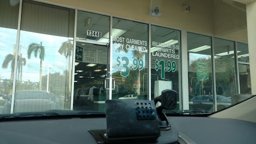 Dry Cleaner «One Low Price Dry Cleaners», reviews and photos, 13440 Biscayne Blvd, North Miami, FL 33181, USA