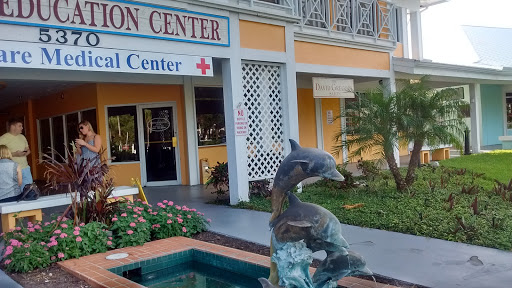 Centre Shops of Longboat Key, 5370 Gulf of Mexico Dr, Longboat Key, FL 34228, USA, 