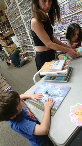 Book Store «Big Apple Books», reviews and photos, 5461 N Federal Hwy, Fort Lauderdale, FL 33308, USA