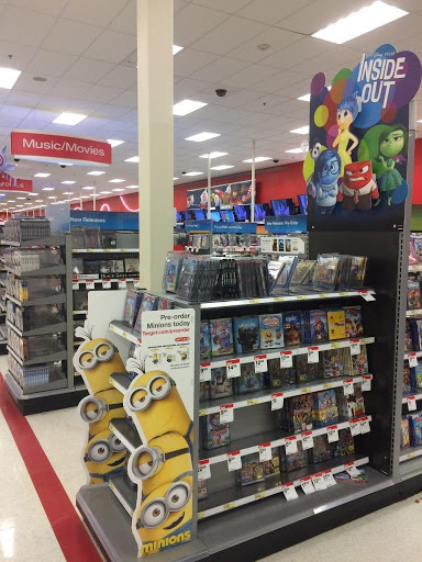 Department Store «Target», reviews and photos, 600 Hatton Dr, Glen Mills, PA 19342, USA