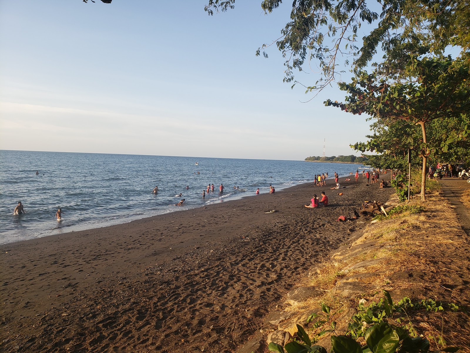 Foto de Beautiful Singaraja Beach - lugar popular entre los conocedores del relax