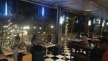 wks pool,cafe & resto