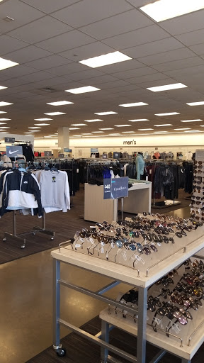 Department Store «Nordstrom Rack at Colonies Crossroads», reviews and photos, 1301 E 19th St, Upland, CA 91784, USA