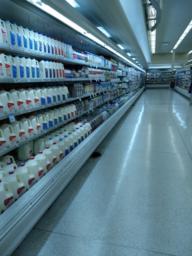 Supermarket «Hy-Vee», reviews and photos, 207 NE Englewood Rd, Kansas City, MO 64118, USA