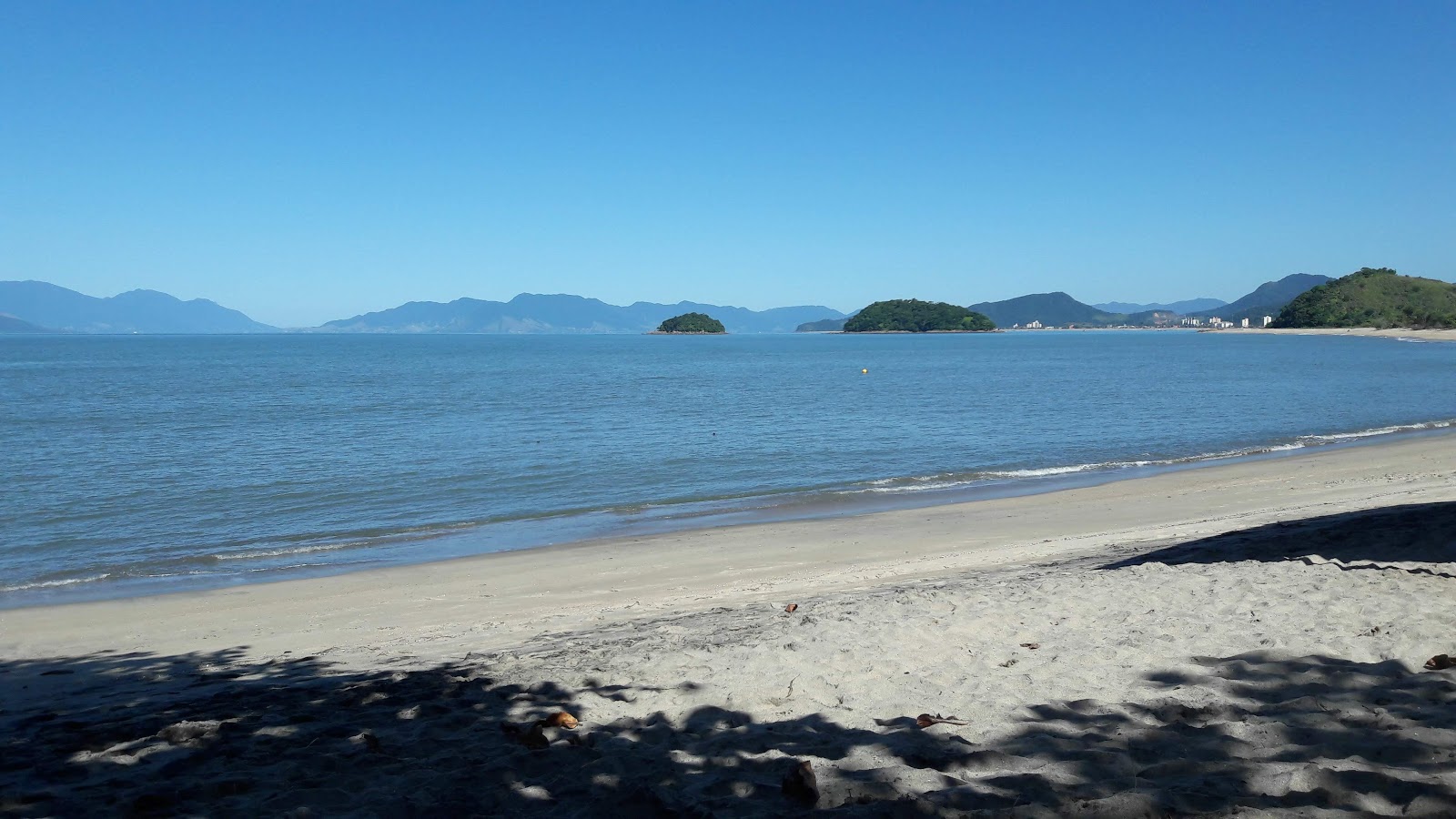 Photo de Plage de Mococa - bon endroit convivial pour les animaux de compagnie pour les vacances