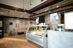 GELATO&CAFFEいざわ苺園 image