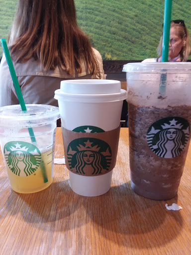 Coffee Shop «Starbucks», reviews and photos, 49 Main St, Freeport, ME 04032, USA