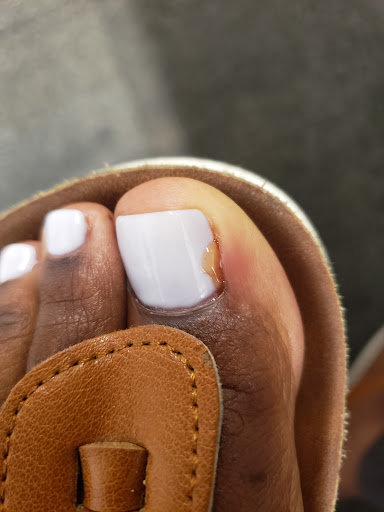 Nail Salon «Trendy Nails & Spa», reviews and photos, 8661 Colesville Rd, Silver Spring, MD 20910, USA