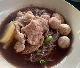 ร้านจุดอิ่มพุงประตูลอด photo