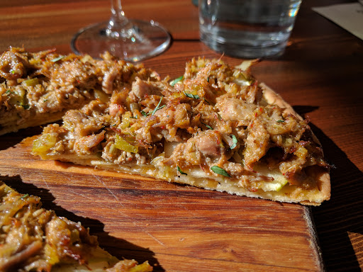 Wine Bar «Downtown Wine Merchants», reviews and photos, 102 Frank H Ogawa Plaza, Oakland, CA 94612, USA