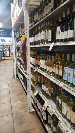 Wine Store «Luekens Liquors», reviews and photos, 41522 US Hwy 19 N, Tarpon Springs, FL 34689, USA