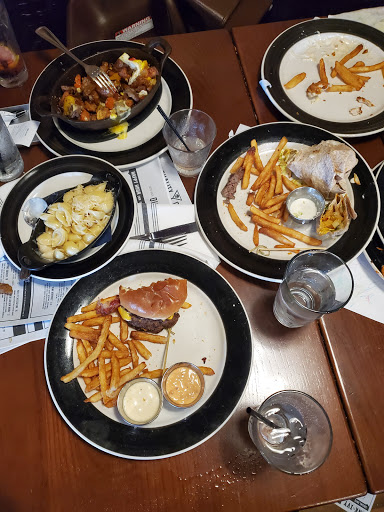 American Restaurant «Ink N Ivy», reviews and photos, 21 E Coffee St, Greenville, SC 29601, USA