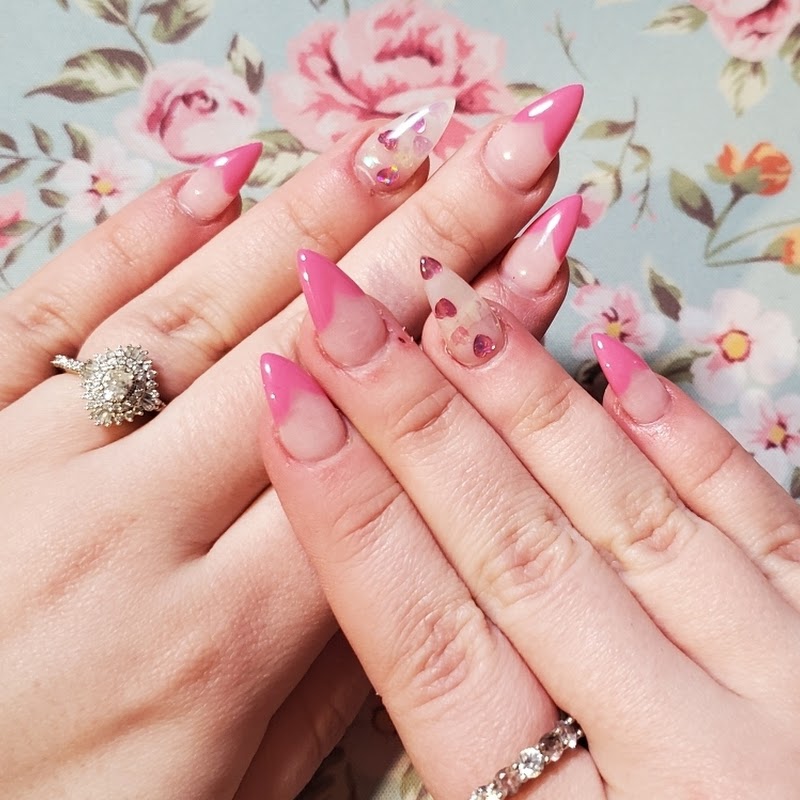 Vivian Nails