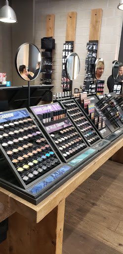 Cosmetics Store «MAC Cosmetics», reviews and photos, 1107 Lincoln Rd, Miami Beach, FL 33139, USA