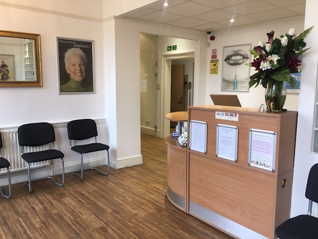 Reviews of Waterfall House Dental Surgery in London - Dentist