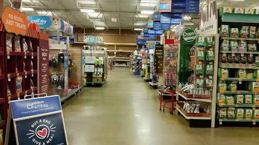 Pet Supply Store «PetSmart», reviews and photos, 533 S Tracy St, Wichita, KS 67209, USA