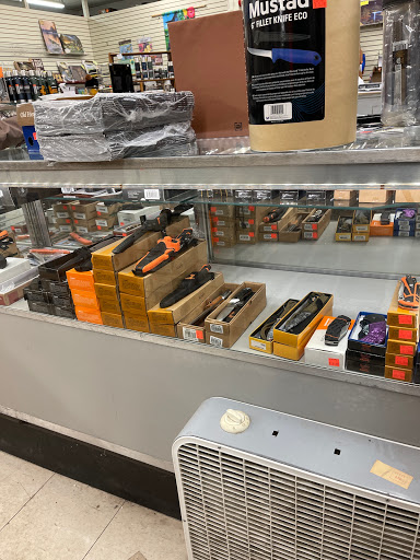 Sporting Goods Store «Hunters Gallery», reviews and photos, 237 Mt Cobb Hwy, Hamlin, PA 18427, USA