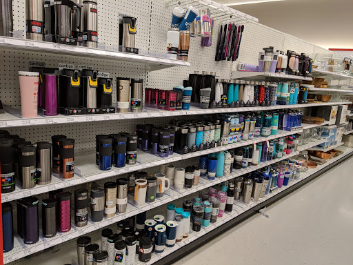 Shopping Mall «Ravenswood Shopping Center», reviews and photos, E Bayshore Rd, Palo Alto, CA 94303, USA