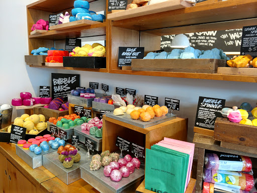 Cosmetics Store «LUSH», reviews and photos, 4813 River City Dr, Jacksonville, FL 32246, USA